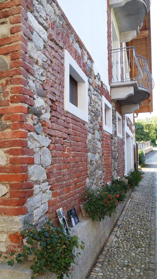 Relais Profumo Di Vino Bed and Breakfast Borgomanero Exteriör bild